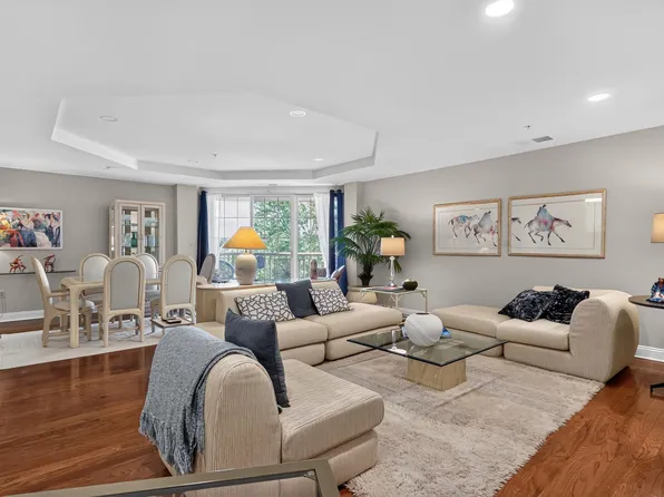 2234 Windrow Dr, Princeton, NJ 08540