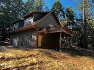 1120 Greentree Loop, Grants Pass, OR 97527