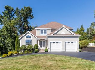 6 Anna Dr, Danvers, MA 01923