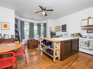 226 S 44th St #2, Philadelphia, PA 19104