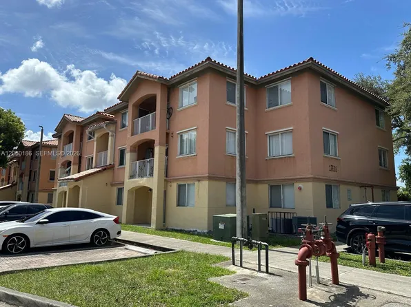 17602 NW 25th Ave APT 304, Miami Gardens, FL 33056