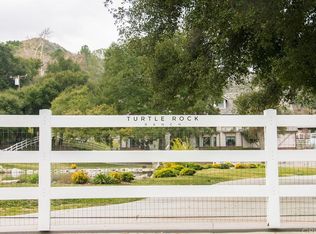 26317 Ravenhill Rd, Santa Clarita, CA 91387