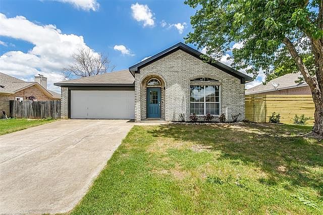 1st image of 3720 Fleetwood Dr