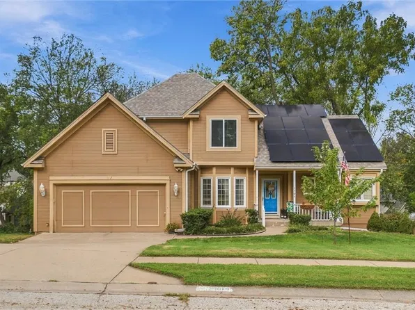 1504 NE 80th Pl, Kansas City, MO 64118
