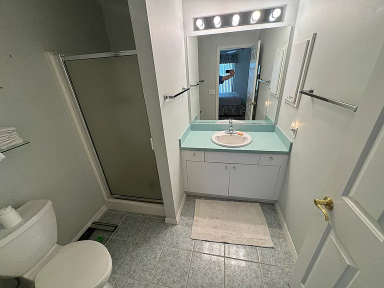 616 Enconto St — Photo 12