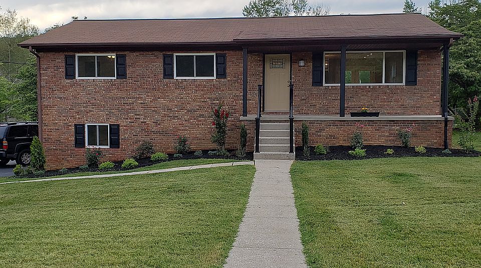 1st image of 4221 Genny Lynn Dr