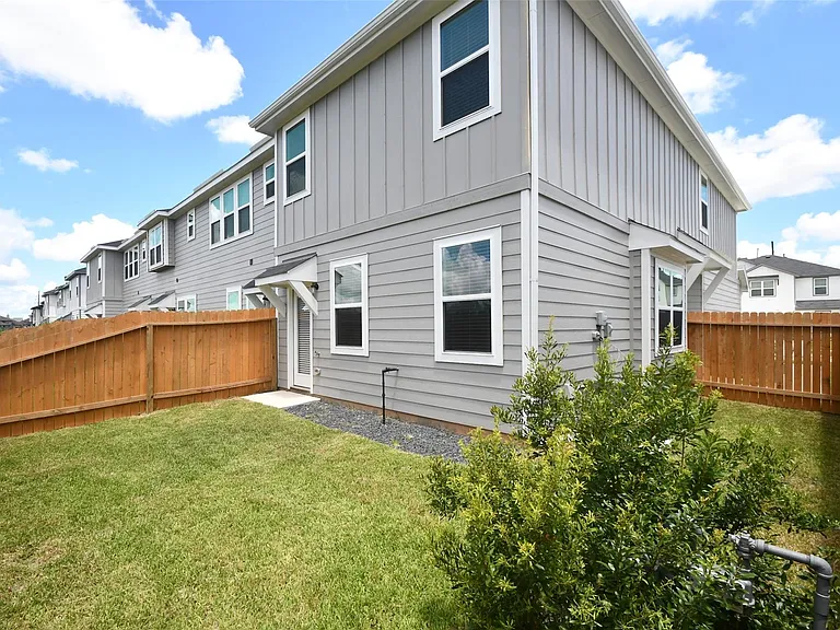 27823 Western Creek Ct — Photo 31