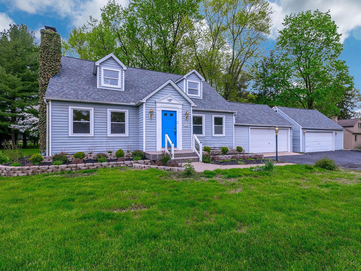 3244 Fishinger Rd, Columbus, OH 43221 Zillow