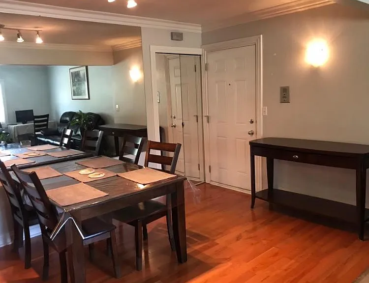 2375 Walton Blvd #24 — Photo 1