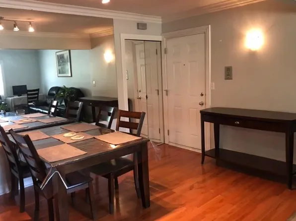 2375 Walton Blvd Unit 24, Rochester Hills, MI 48309