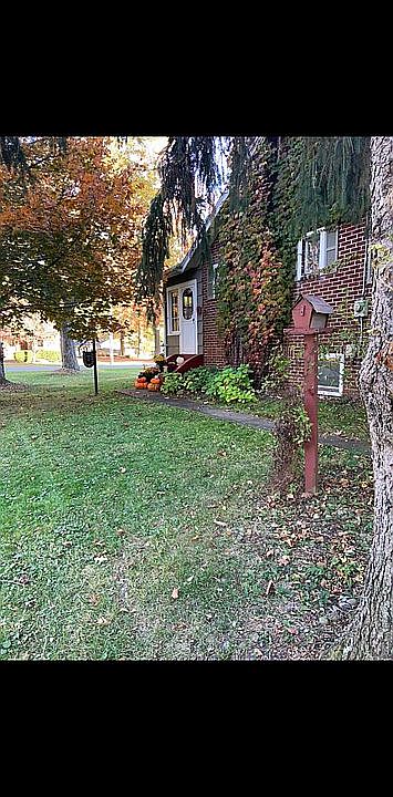 2nd image of 908 Howland Wilson Rd SE