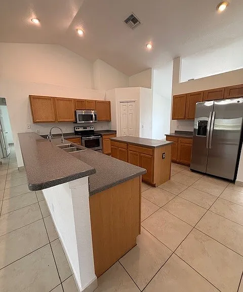 3925 E Gator Cir — Photo 2