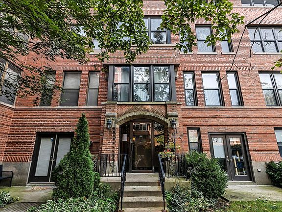 3rd image of 5315 N Kenmore Ave APT 3B