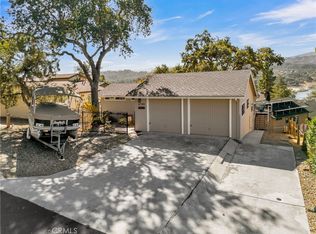 8799 Circle Oak Dr, Bradley, CA 93426