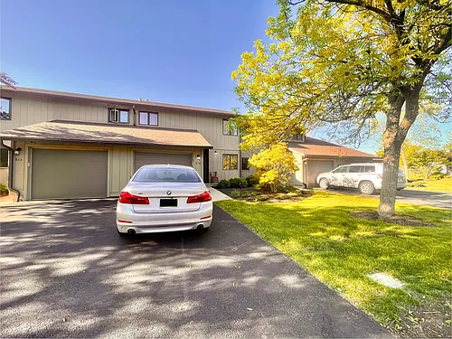 928 Stratford Ct Photo 1