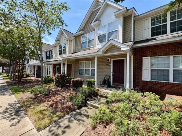 17121 Greenlawn Hills Ct, Charlotte, NC 28213