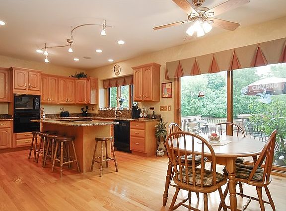 5th image of 20345 Windflower Ct