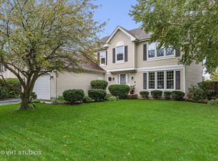 1860 Peach Tree Ln, Algonquin, IL 60102