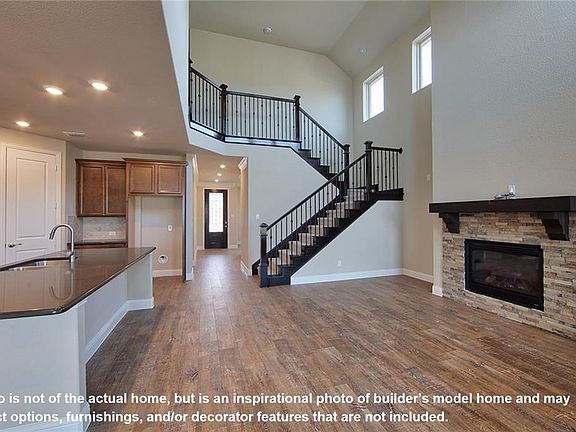 2nd image of 2917 Plainfield Dr