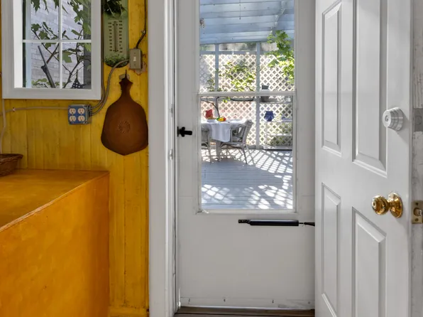 82 West End Avenue image 16 of 54