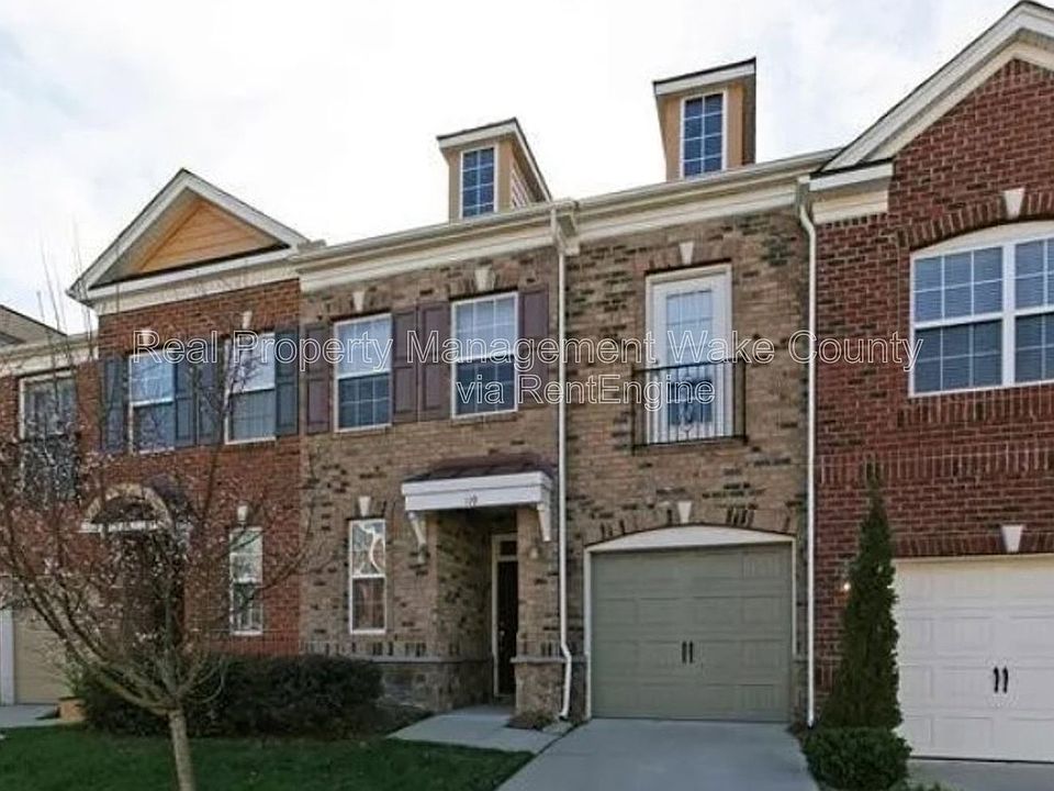 1st image of 119 Longchamp Ln