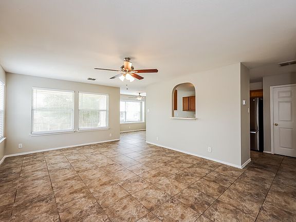 5th image of 4030 Sparrow Lk