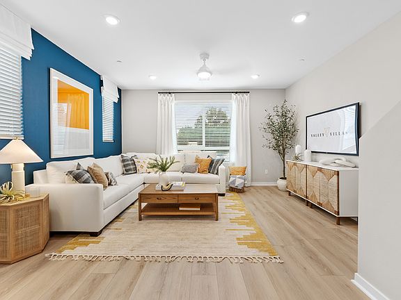 VV Plan 4AR Family Room