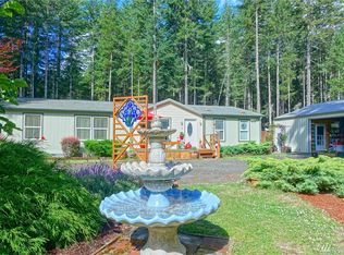 290 N Lake View Dr, Hoodsport, WA 98548