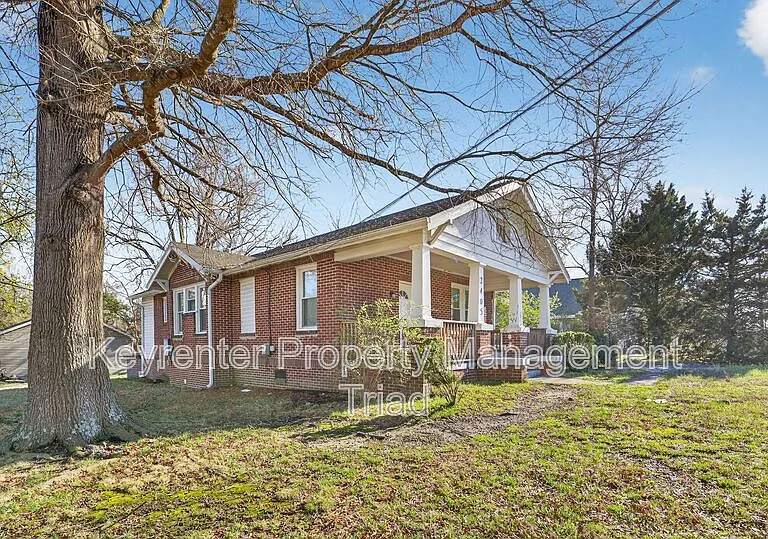 2405 Freeman Mill Rd — Photo 30