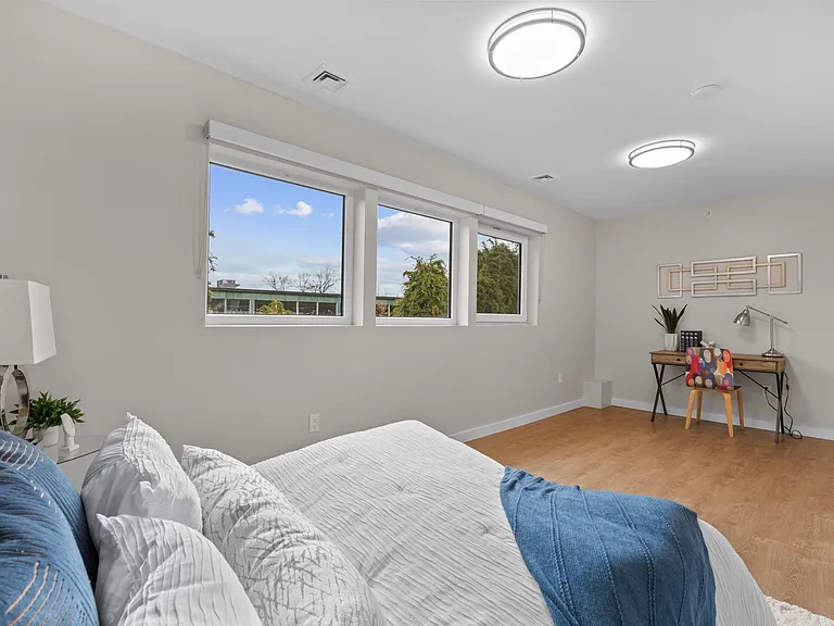 4 Oxford Rd #C1 — Photo 11