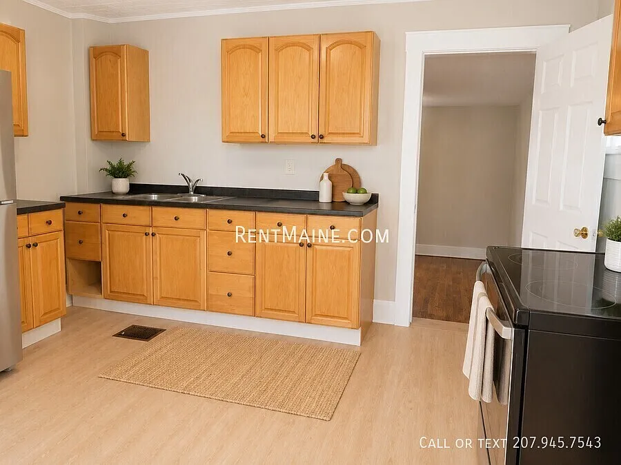 3 bed, 1200 sqft, $1,750 — Photo 2