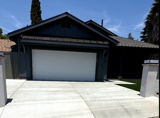 105 La Cross St, Oak View, CA 93022