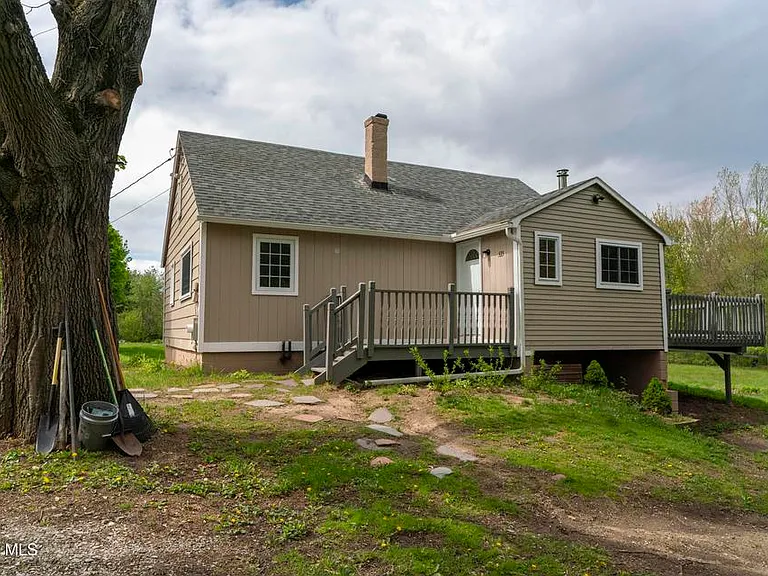 535 Route 67 — Photo 1