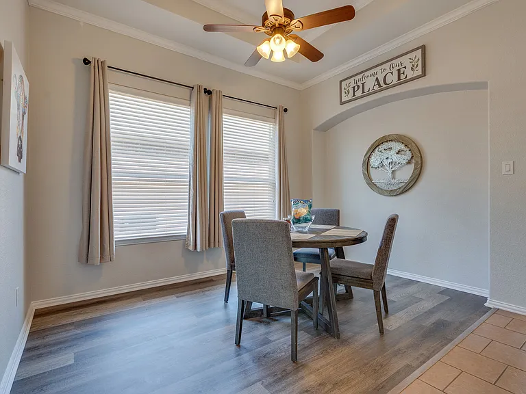 1105 Lone Pine Dr — Photo 7