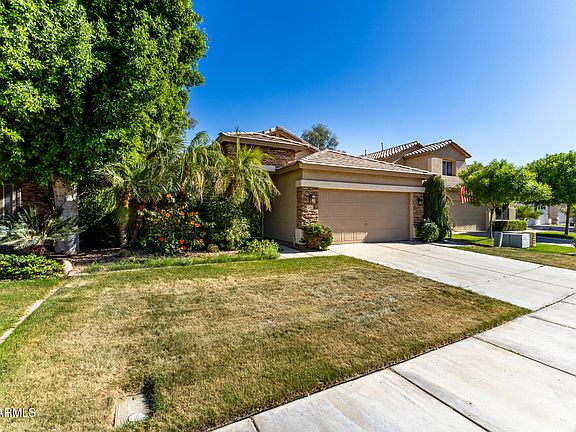 4th image of 2161 W ROCKROSE Place