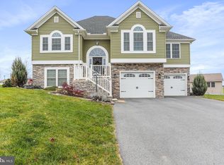 3 Osprey Way, Shippensburg, PA 17257