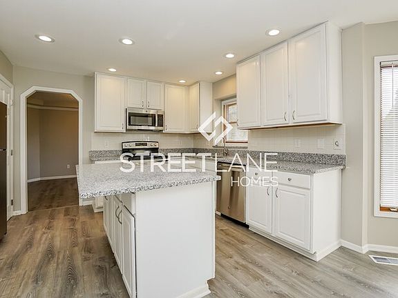 5th image of 13278 Durham Cir