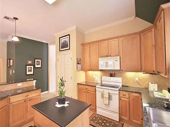 5th image of 5512 Legacy Oaks Dr