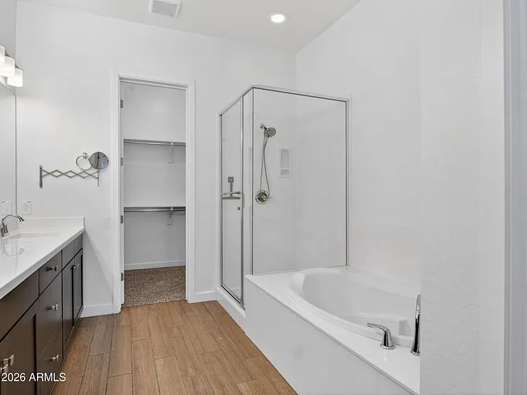 810 E Hopi Trl — Photo 11