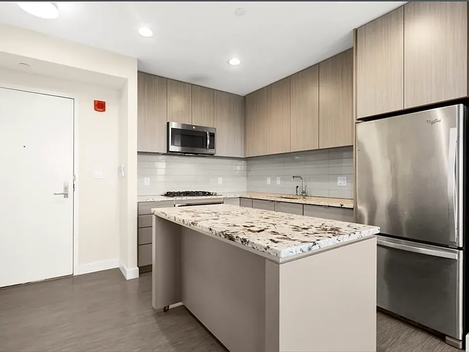 80-82 Fenwood Rd #1007