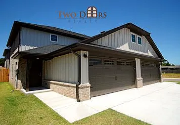 12011 Rhya Ln — Photo 16