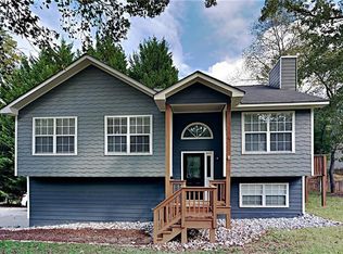 3235 Southshore Ct, Cumming, GA 30041