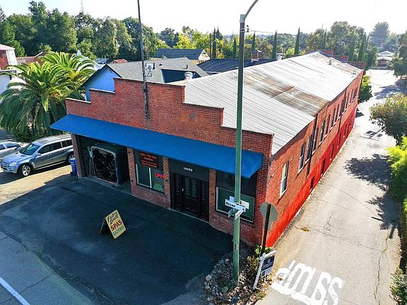 3rd image of 14099 River Rd