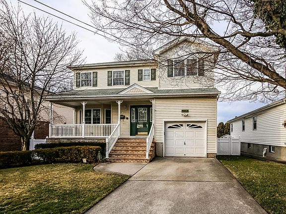 2nd image of 39 Douglas Ave