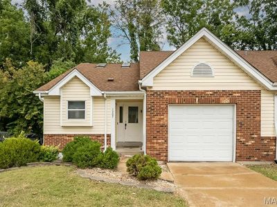 1307 Eagles Way Ct, Hazelwood, MO, 63042
