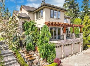 8234 SE 26th St, Mercer Island, WA 98040