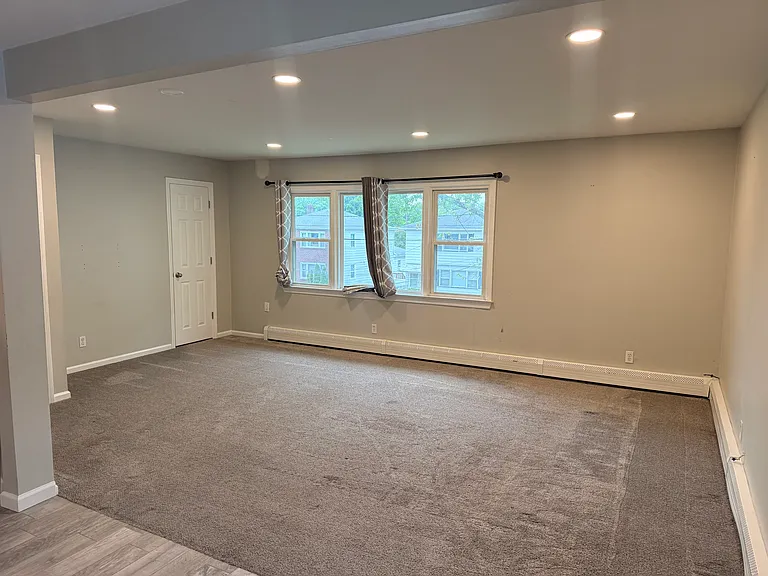 31 Barbara St #2 — Photo 2