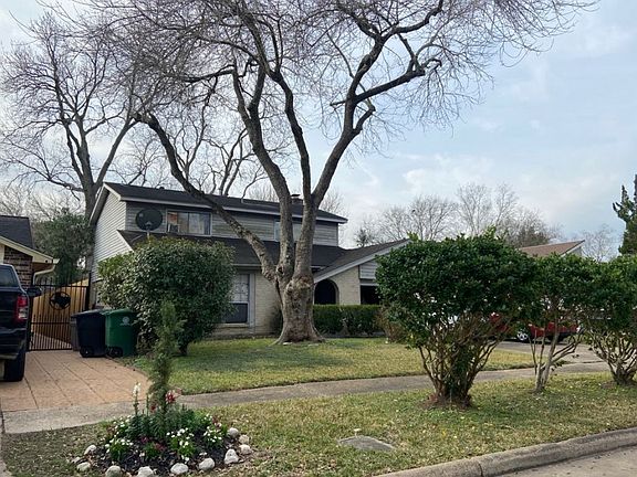 3rd image of 7019 Dixon Way