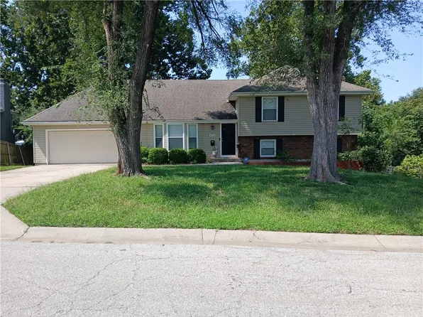10704 Fremont Ave, Kansas City, MO 64134