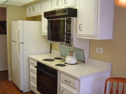 4th image of 1400 Yarmouth Pl APT 104